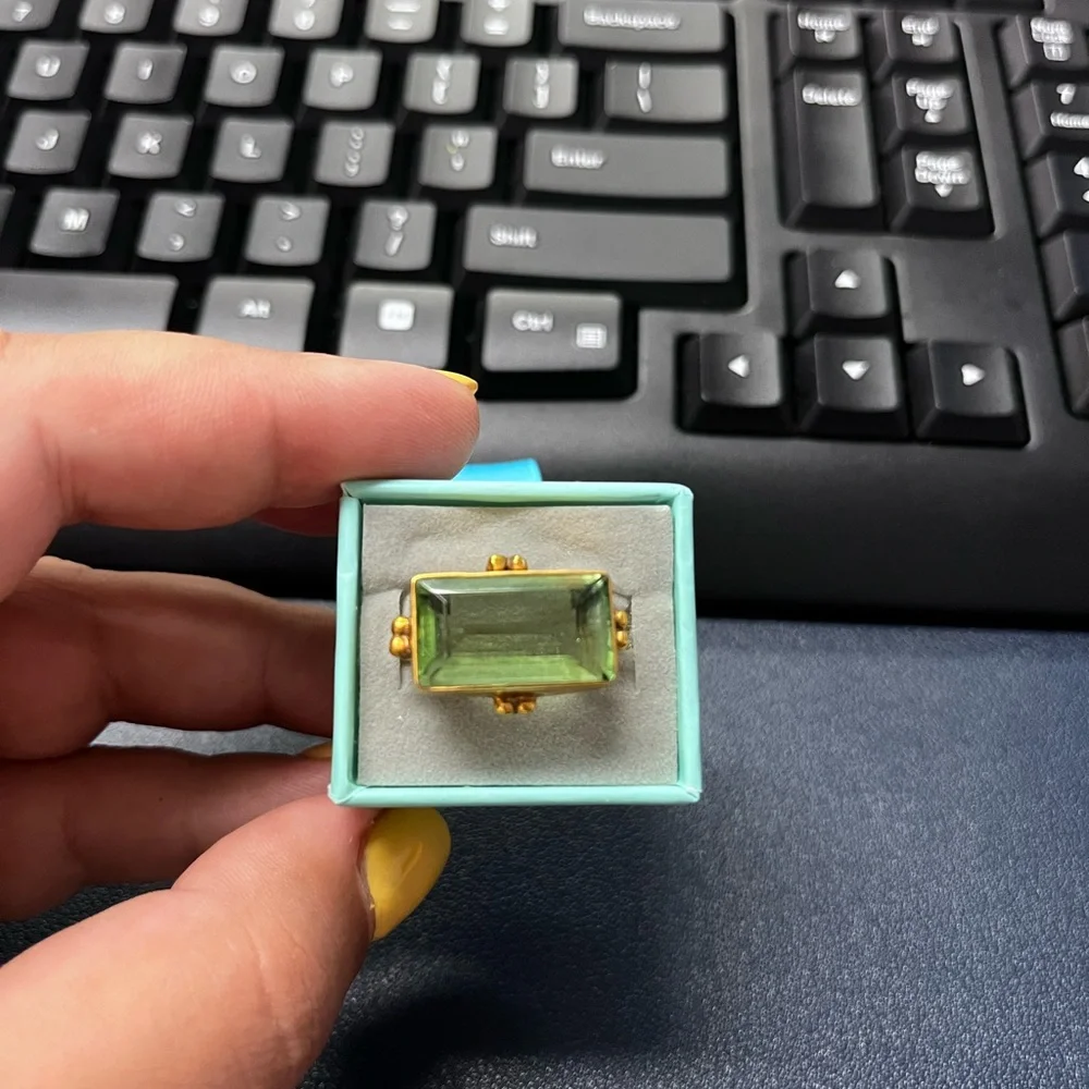 Green and Gold ring : great piece of everyday jewelry